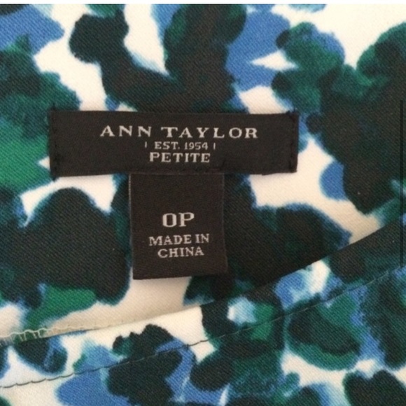 Ann Taylor petals dress, size 0P - Picture 2 of 3